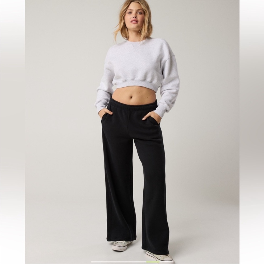 Offline by Aerie Cloud Fleece Sweat Pants Women's Black  Wide Leg Sz Medium New